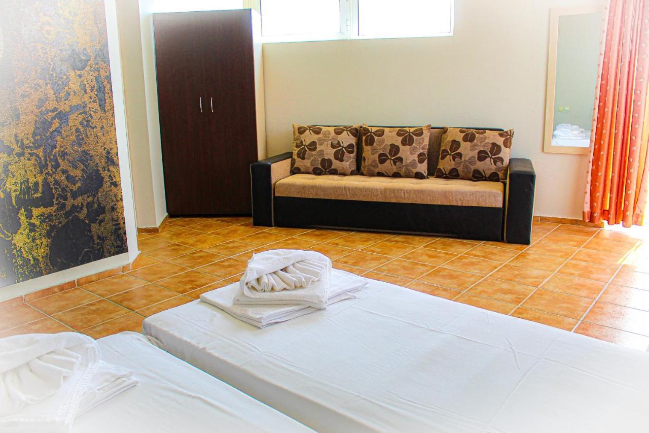 Arapya Resort *
